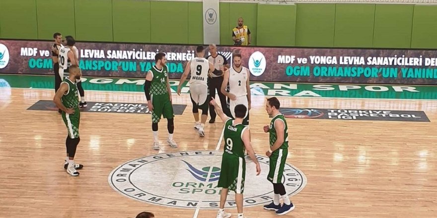 Konyaspor Basket seride 1-0 öne geçti! 73-59