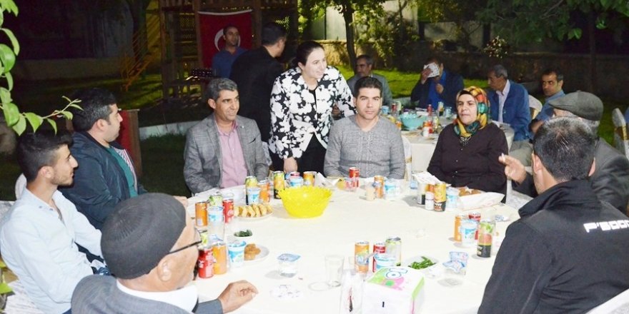 Çermik’te şehit aileleri onuruna iftar yemeği verildi