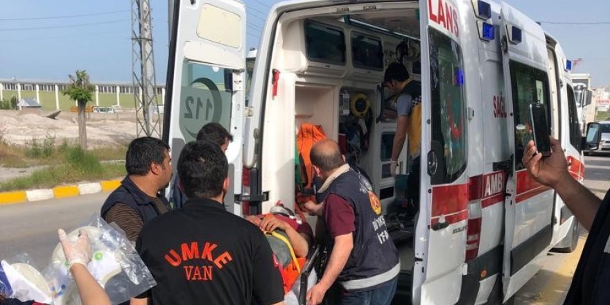 Van’da trafik kazası; 2’si ağır 5 yaralı