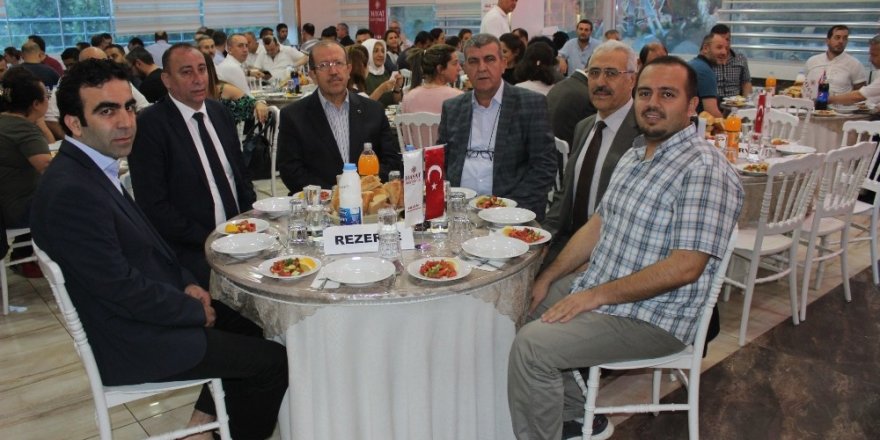 Metal işçileri iftarda buluştu