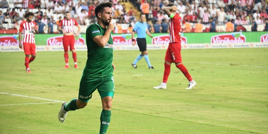'Hak ettiğin yerdesin!'