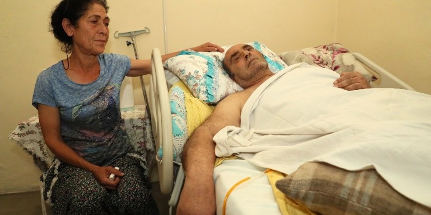 Başkan Seçer’den hasta şahsa ortopedik yatak