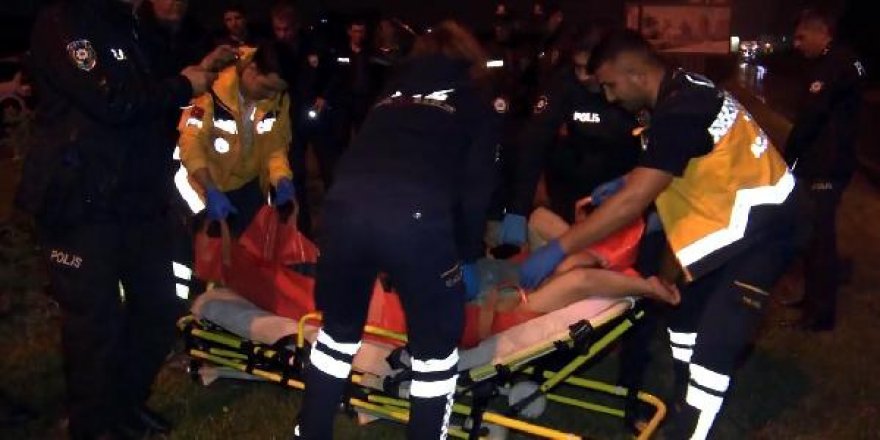 Bıçaklı saldırgan, polis tarafından vurularak etkisiz hale getirildi