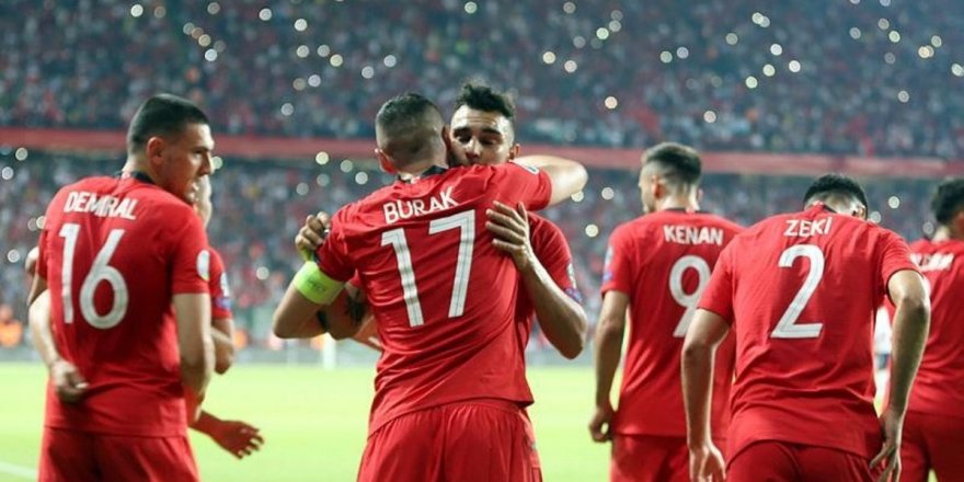 Millilerin İzlanda karşısındaki ilk 11'i belli oldu