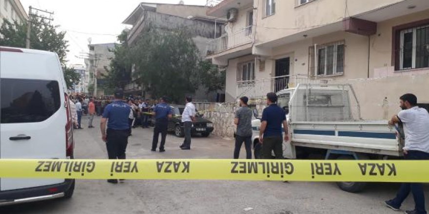Tartıştığı ağabeyini balkonda otururken pompalı tüfekle öldürdü