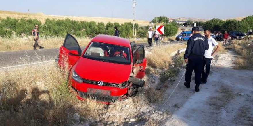 Adıyaman'da iki otomobil çarpıştı 6 kiş yaralandı
