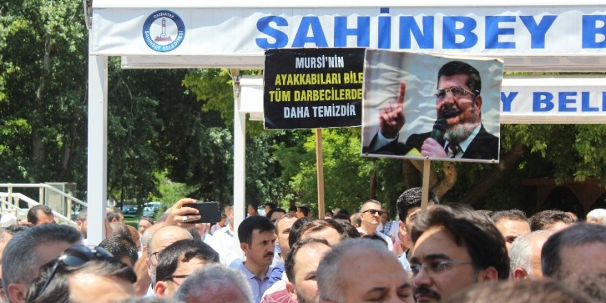Muhammed Mursi için Gaziantep’te gıyabi cenaze namazı kılındı