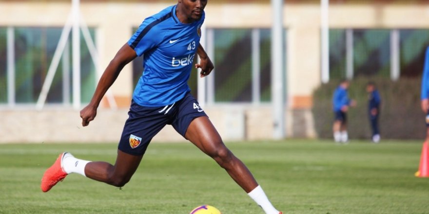 Bernard Mensah sezonu açtı