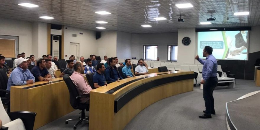 Otopark personeline iletişim semineri