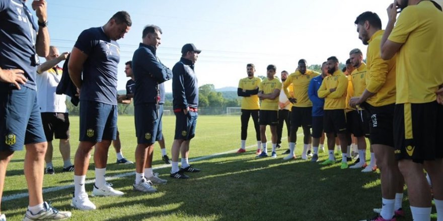 Evkur Yeni Malatyaspor Bolu kampında tempoyu arttırdı