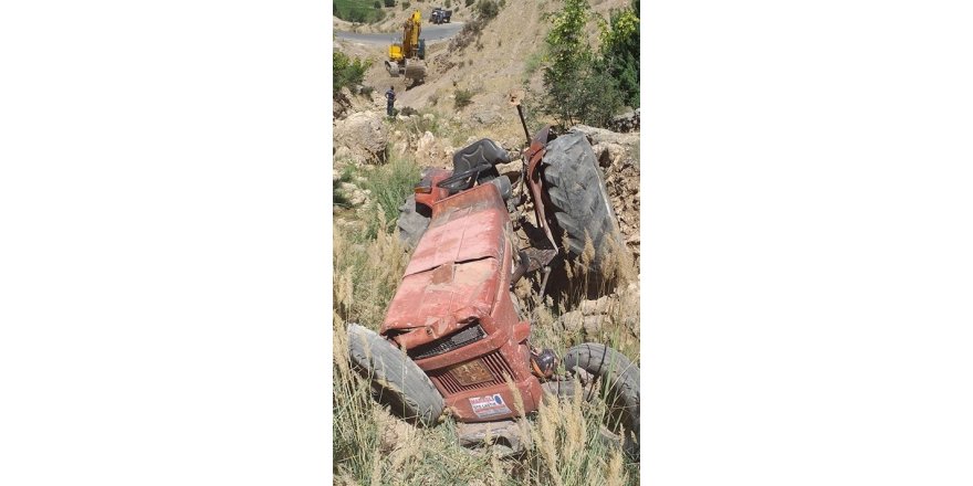 Traktör uçuruma yuvarlandı: 1 yaralı