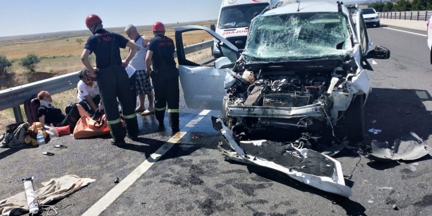 Aksaray’da trafik kazası: 3 yaralı
