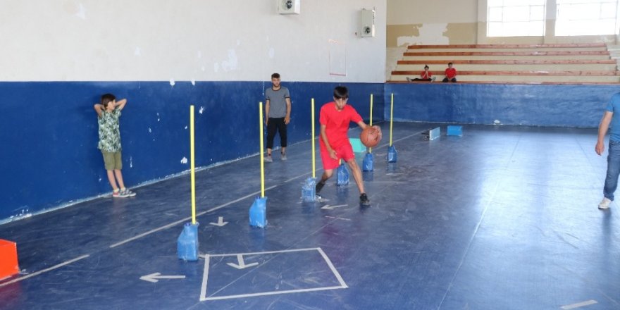 Salon sıkıntısı yaşayan Malatya Spor Lisesi yetenek sınavıyla öğrencilerini belirliyor