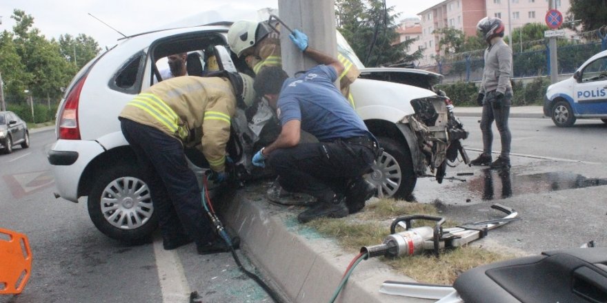 Kazada anne oğul ölümden döndü