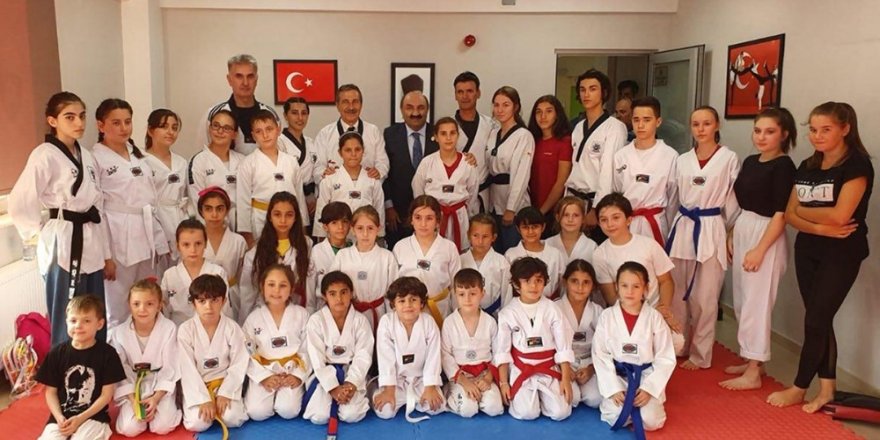 Başkan Ataç, tekvandocularla buluştu