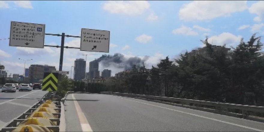 Ümraniye'de 29 katlı inşaatta yangın