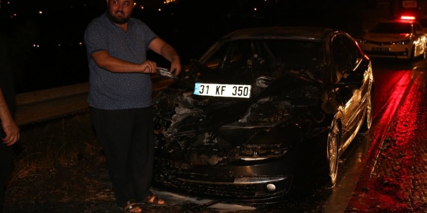 Yeni aldıkları otomobilin sevinci iki saat sürdü