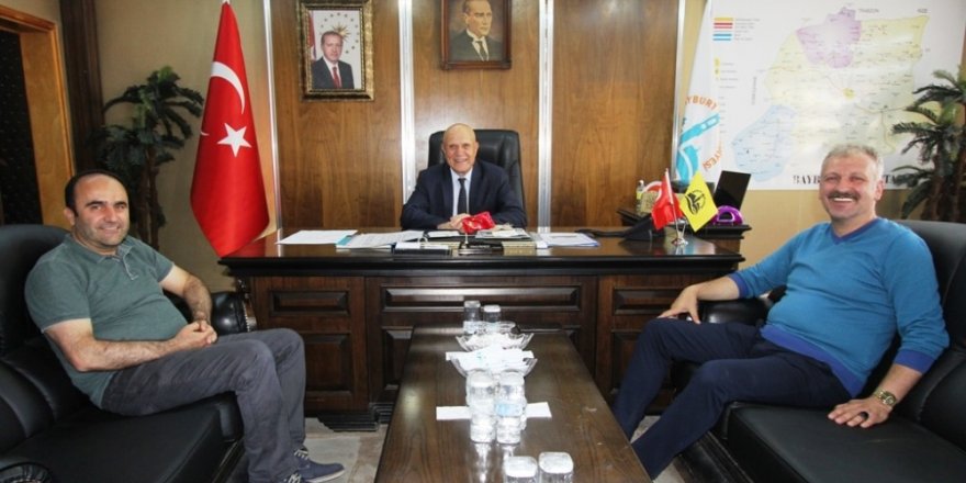 Cumhurbaşkanı Başdanışmanı Saral’dan Başkan Pekmezci’ye ziyaret