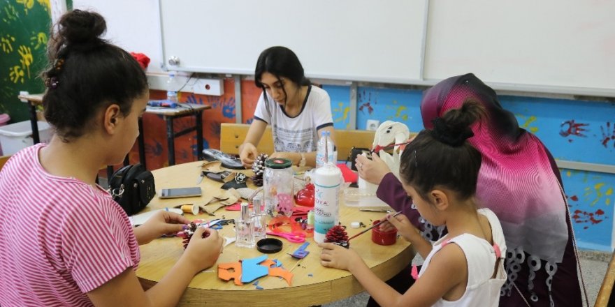 Sokakları çöpten arındıran proje: “Atmayın Dönüştürün”