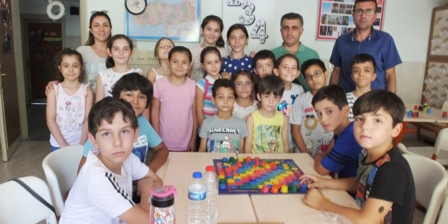 Burhaniye’de teknoloji bağımlılığı zeka oyunları ile önlenecek