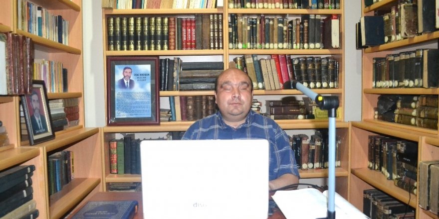 Görme engellilere yönelik bilgisayarlar üniversite kütüphanelerinde