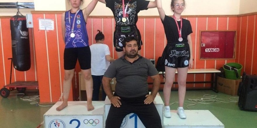 Şehzadeler’in sporcuları şampiyonaya damga vurdu