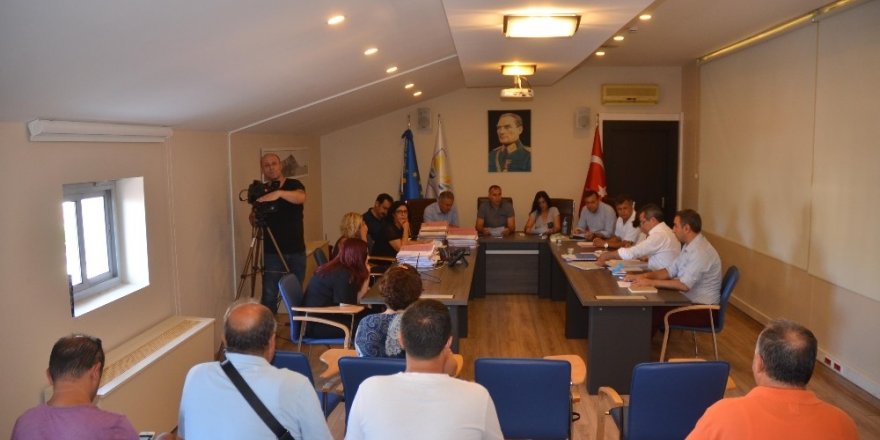 Kuşadası Belediyesi ihaleleri canlı yayınlamaya başladı