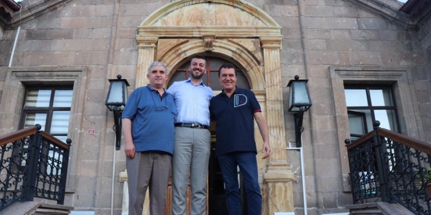 Mithat Körler, Belediye Başkanı Aktürk’ü ziyaret etti