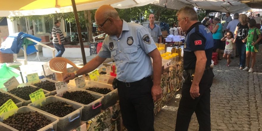 Edremit zabıtadan etiket denetimleri