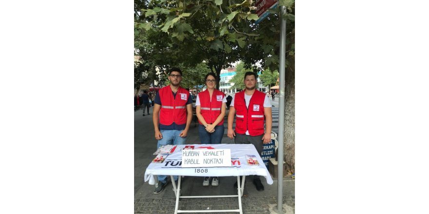 Lüleburgaz Kızılay’dan vekalet standı