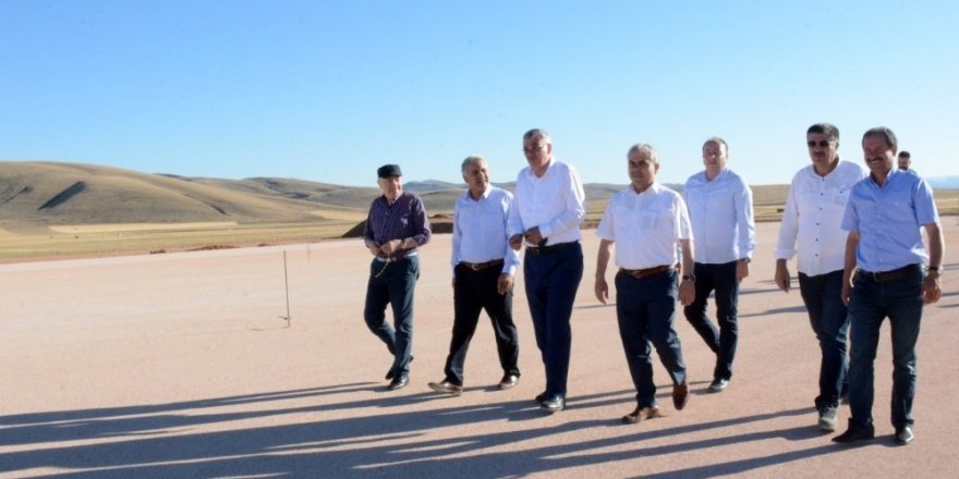 Gümüşhane-Bayburt havalimanında çalışmalar devam ediyor