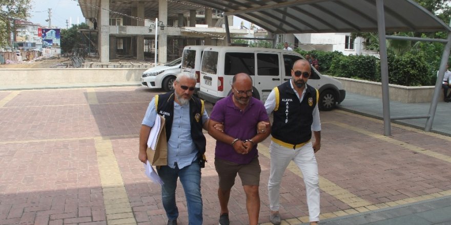 Alanya’da 5 evden hırsızlık yapan şüpheli yakalandı