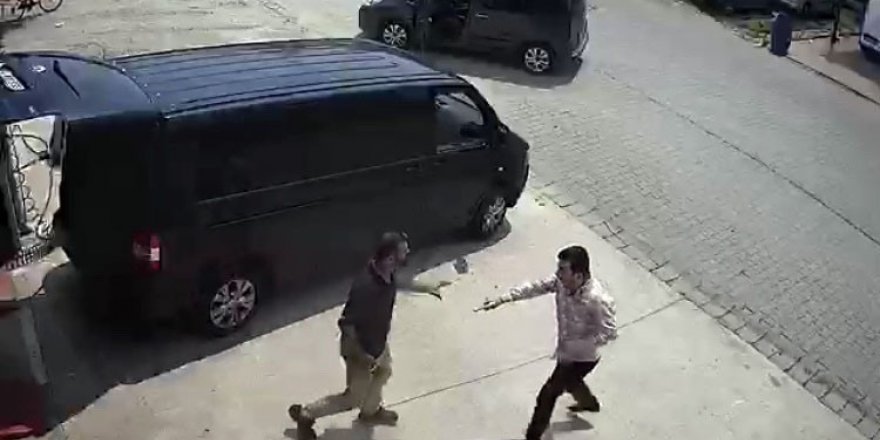Sakarya’daki silahlı saldırı güvenlik kamerasına yansıdı