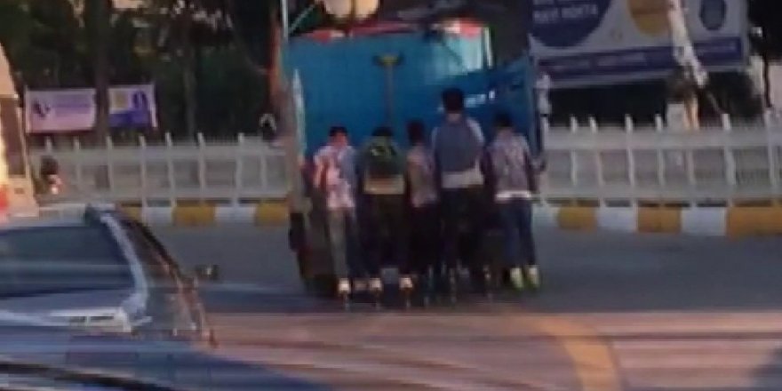Patenci gençlerin tehlikeli yolculuğu kamerada