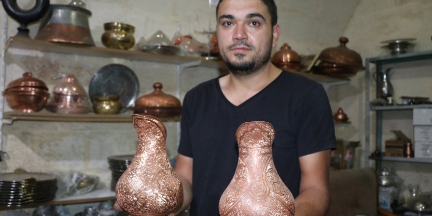 Üniversiteli bakırcı yaptığı ürünleri dünyaya ihraç ediyor