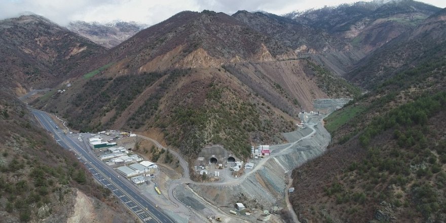 Zigana Tüneli’nde yüzde 63 seviyesine ulaşıldı