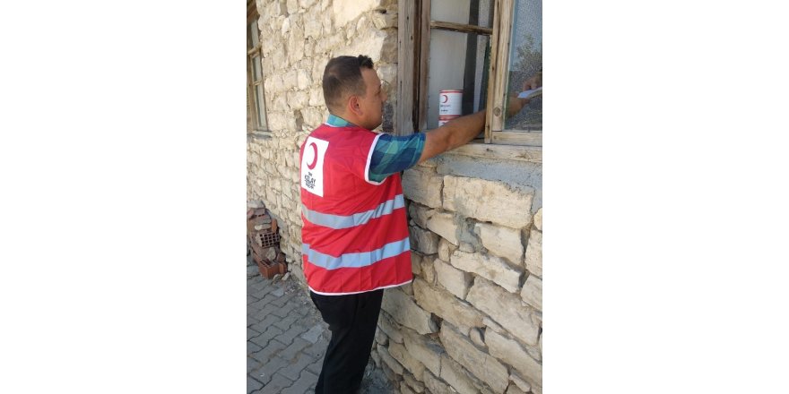 800 aileye gıda yardımı yapıldı