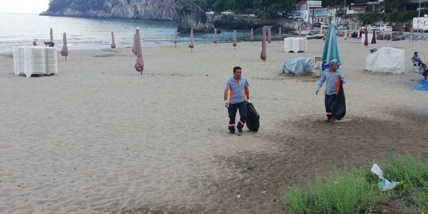 Temizlik ekipleri İnkumu’nda