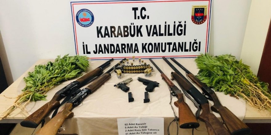 Hint keneviri yetiştiren 5 kişi gözaltına alındı