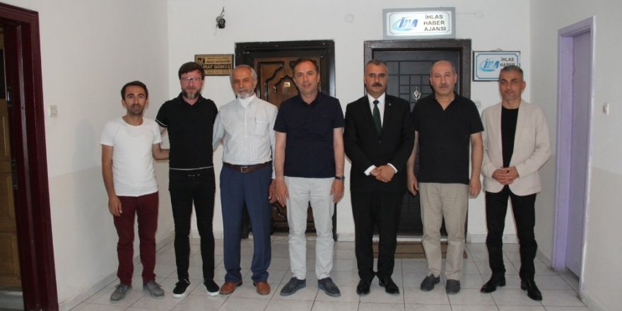 AK Parti’den İHA’ya ziyaret