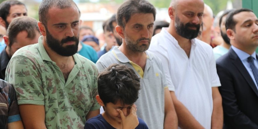 Minik Yağız toprağa verildi