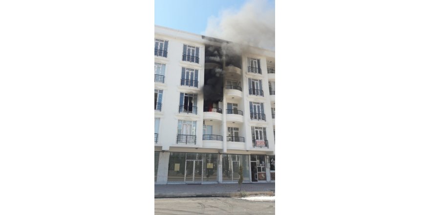 Patlayan klima motoru yangınına neden oldu