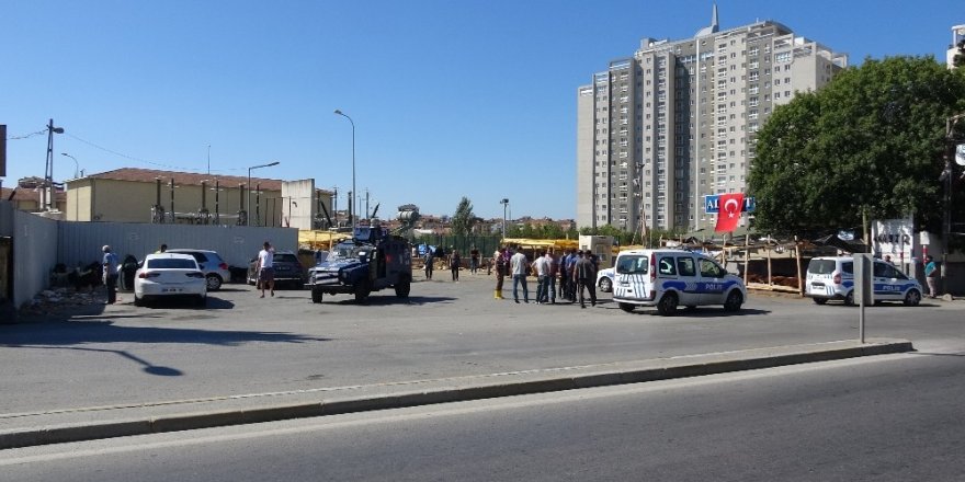 Kurban pazarında sopalı kavga: 2 yaralı