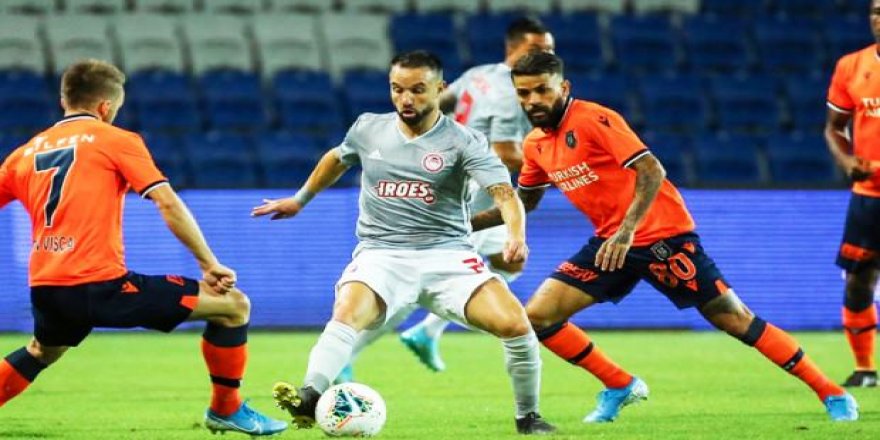 Başakşehir tur peşinde! İşte ilk 11'ler