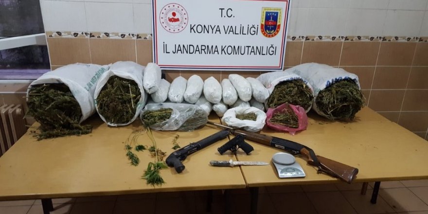 Konya’da jandarmadan uyuşturucu operasyonu