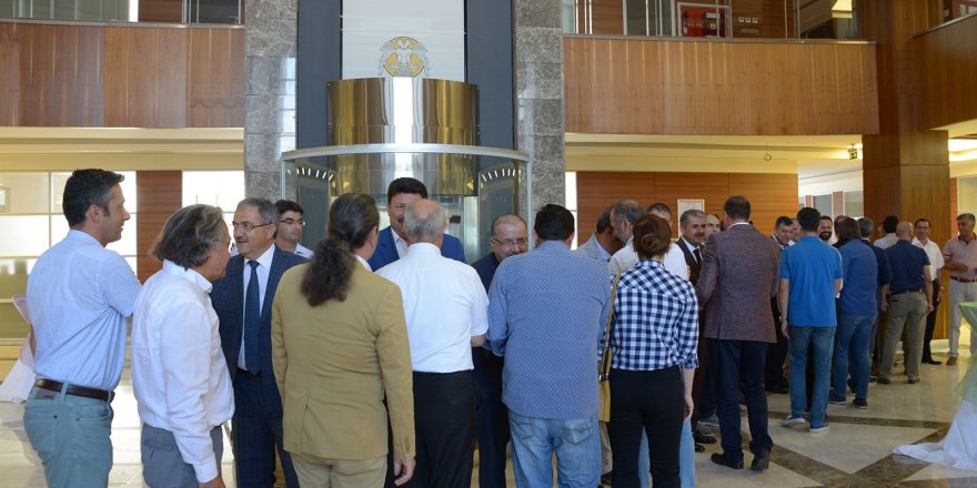 SÜ Rektörlüğünde bayramlaşma programı gerçekleşti