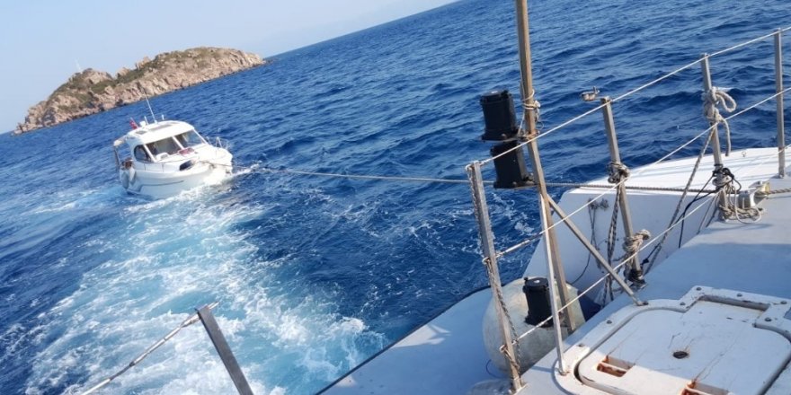 İmdatlarına Sahil Güvenlik ekipleri yetişti