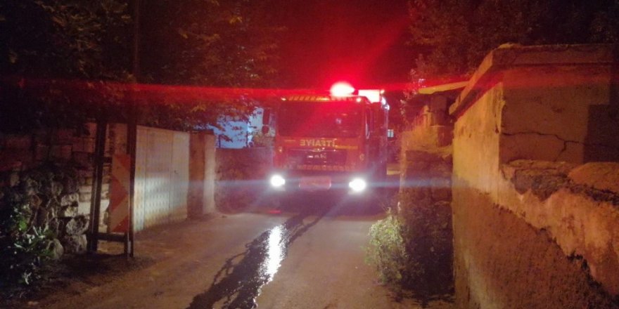 Müstakil evde çıkan yangın korkuttu
