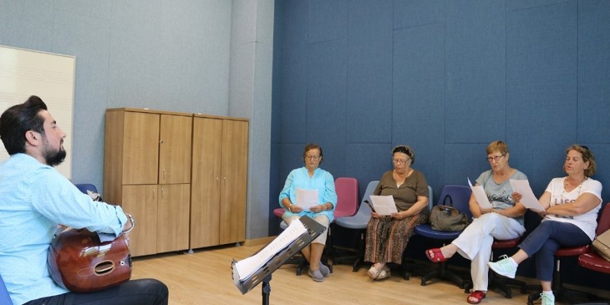 YADEM müzik korosu çalışmalarına başladı