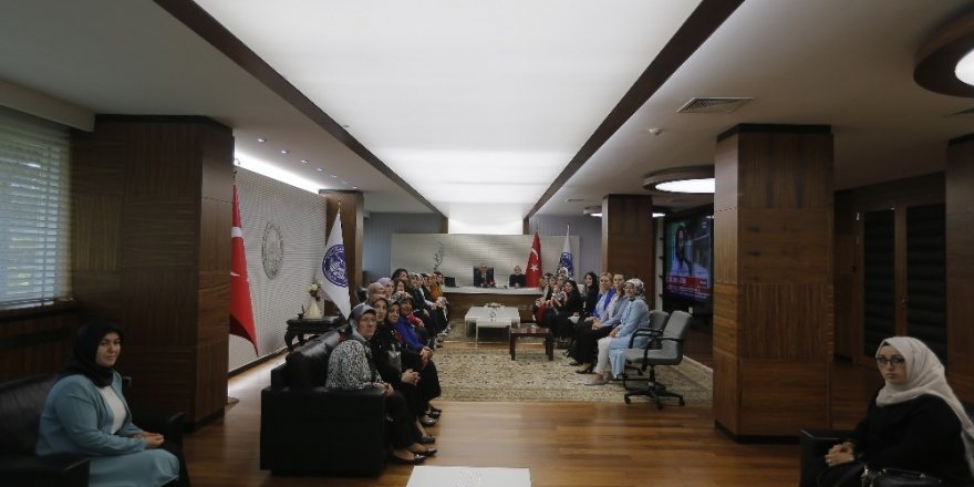 Büyükkılıç: "Gönül kazanmak, dua almak için çalışıyoruz"
